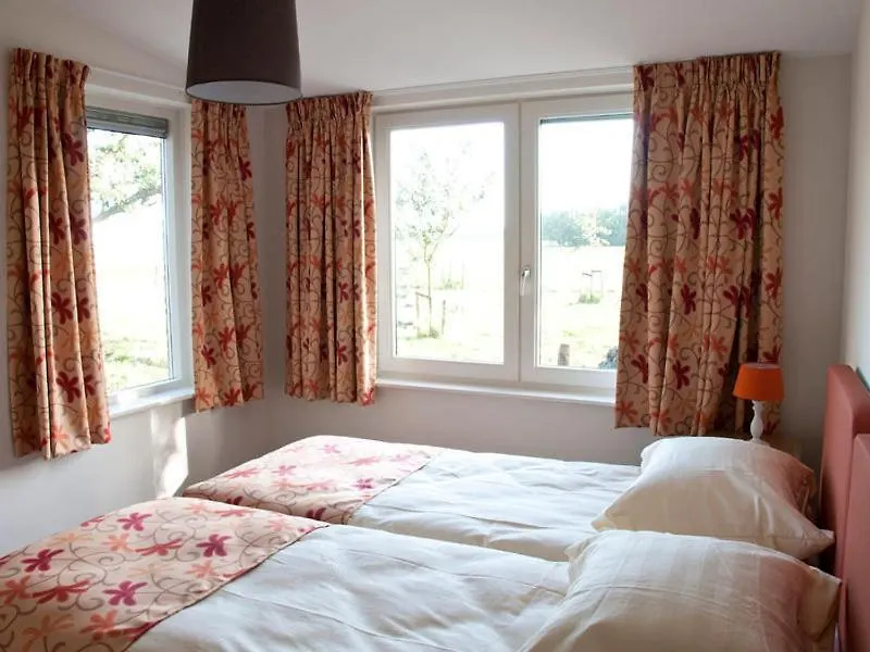 別荘 Cornelly Vakantiewoningen アムステルフェーン